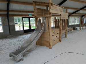 Houten speeltoestel | Deuvie