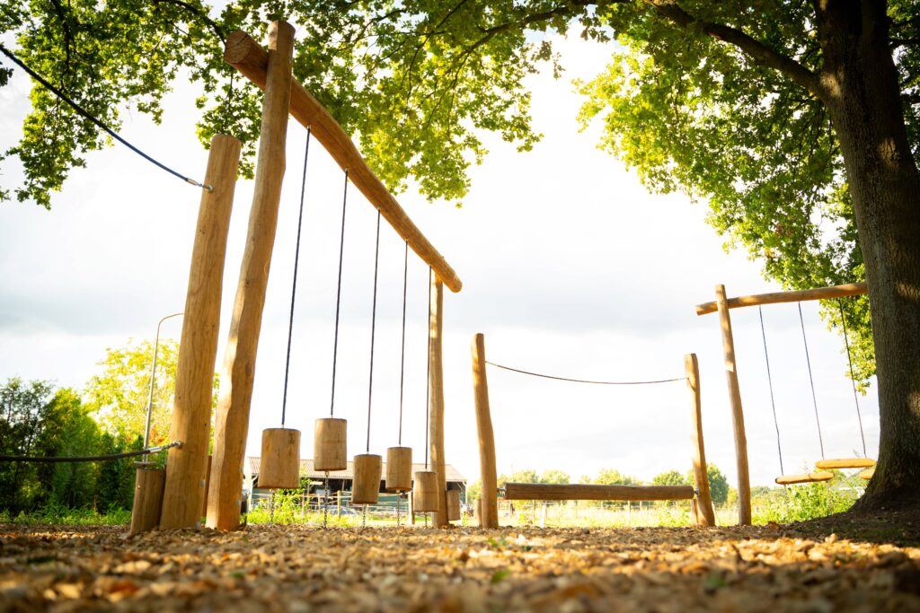 Duurzame DEUVIE houten speelomgeving in Aarle-Rixtel