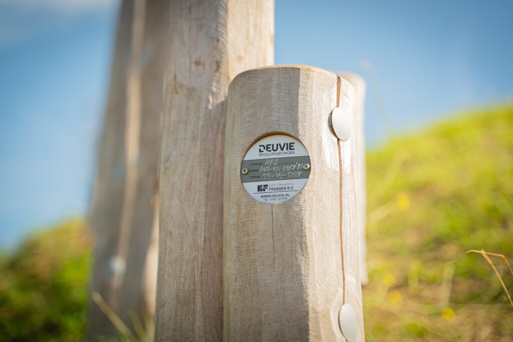 houten sport toestel buiten ouddorp duin sporten buiten houten sporttoestel houten stormbaan buiten