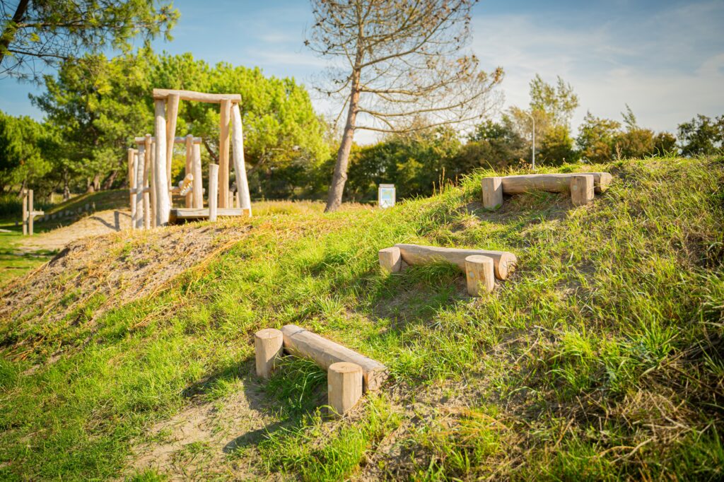 houten sport toestel buiten ouddorp duin sporten buiten houten sporttoestel houten stormbaan buiten